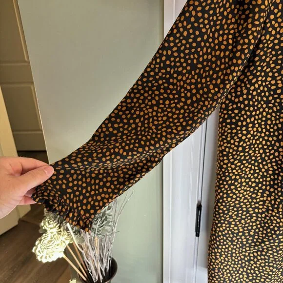 EUC J. Crew Factory Women's Size 6 Gold Dotted Black Dress Animal print - Picture 9 of 13